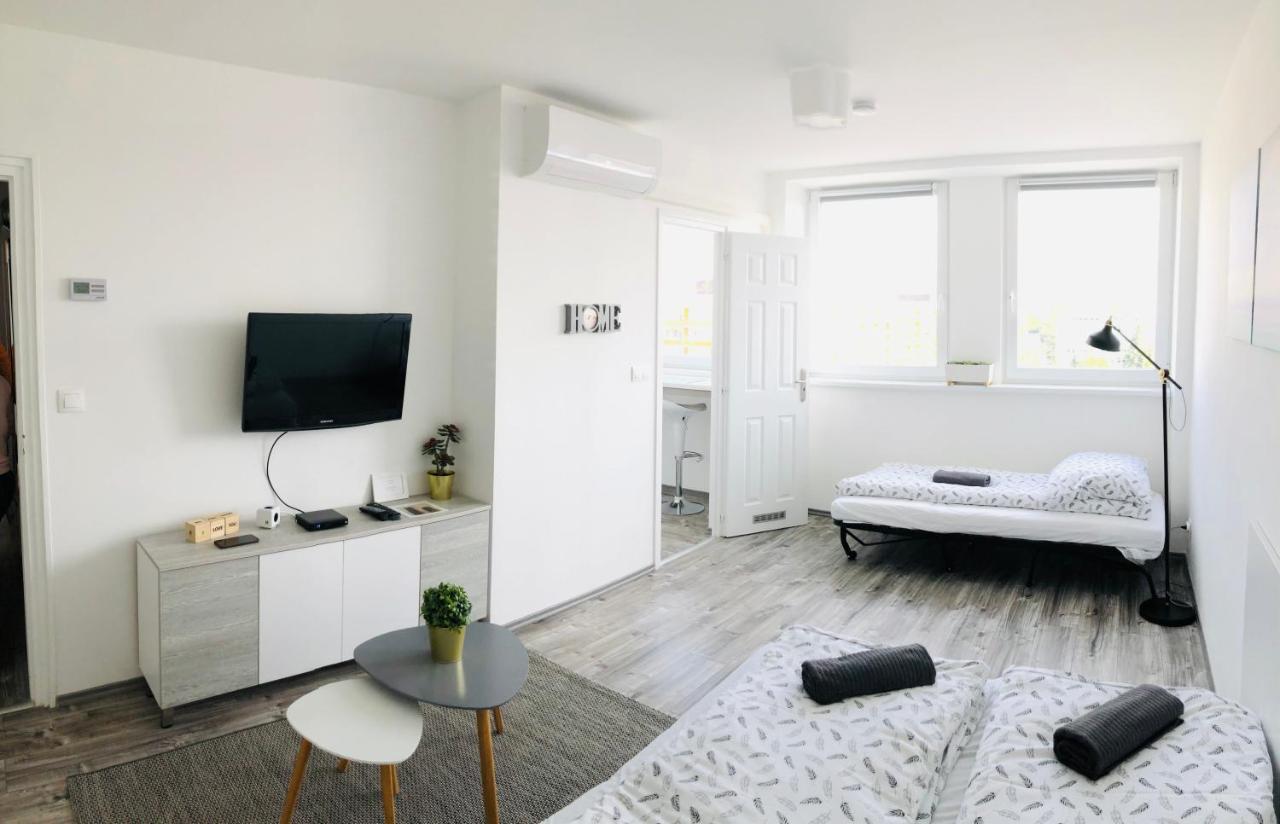 Central Apartments 维斯普雷姆 外观 照片