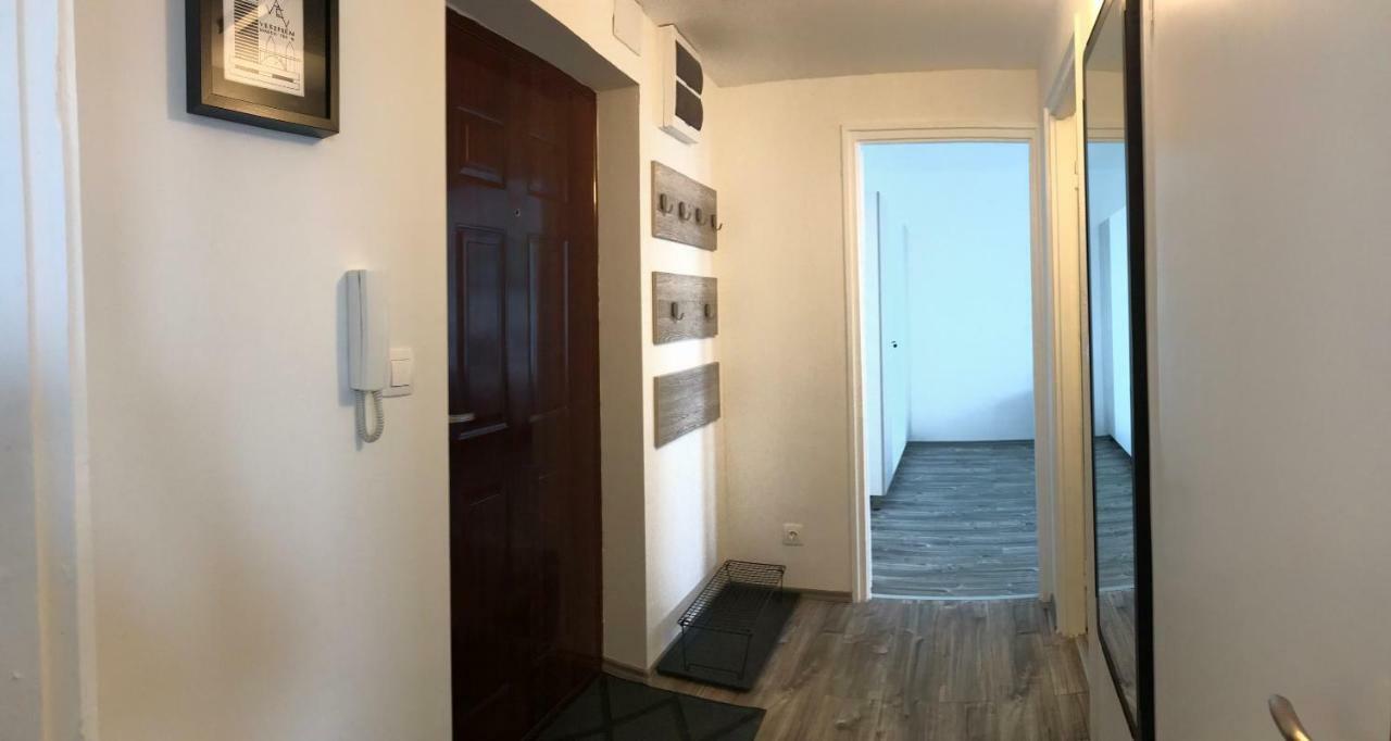 Central Apartments 维斯普雷姆 外观 照片