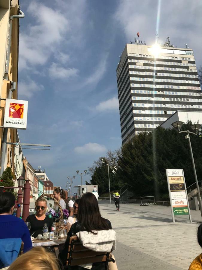 Central Apartments 维斯普雷姆 外观 照片